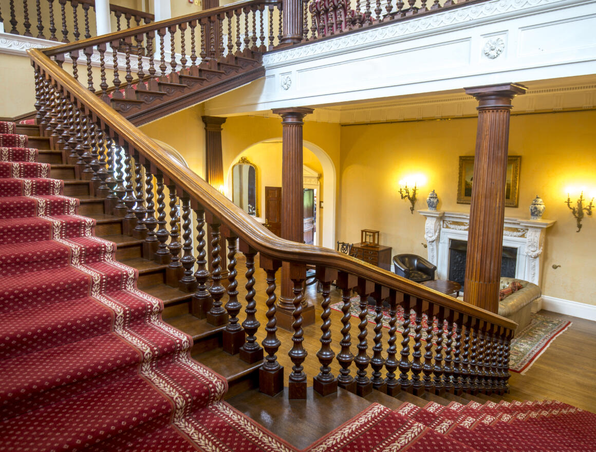 Hartham Park Wiltshire Wedding Venue 1 Scaled Aspect Ratio 1160 880